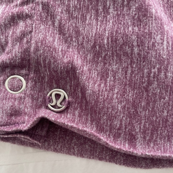 Lululemon Vinyasa Scarf (Rulu)
Heathered Black Grape
O/S excellent condition - Picture 3 of 8